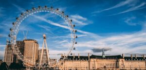 De Britse overheid publiceert een whitepaper.